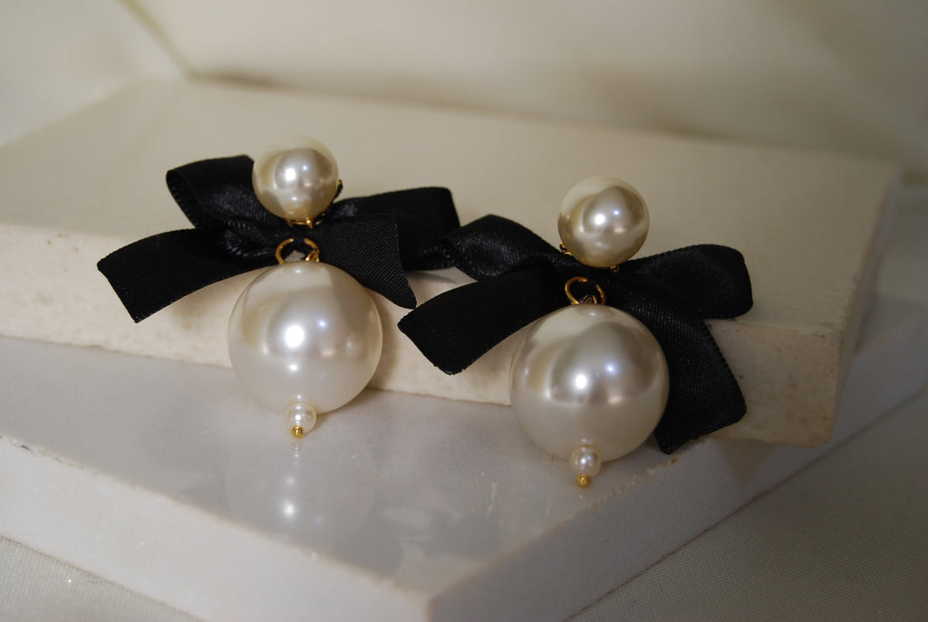 Pearl Bow